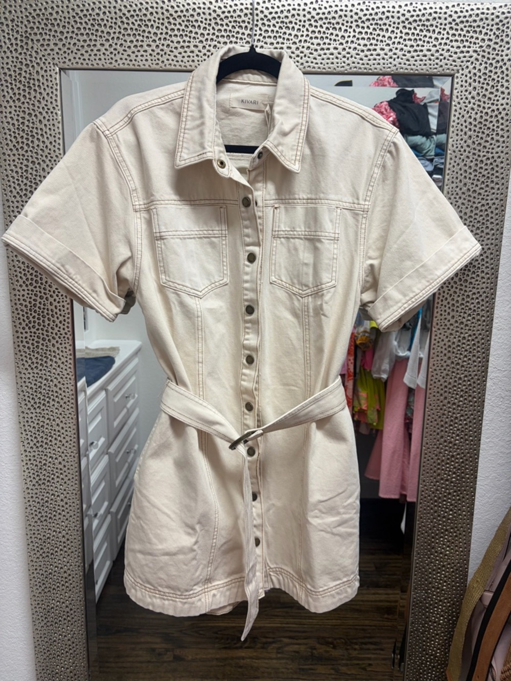 NWT Kivari Cream Short-Sleeve Denim Utility Shirt Dress with Belt size small 4